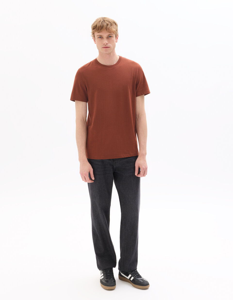 Regular-Fit Pure Cotton Crew-Neck T-Shirt - Red — view 3