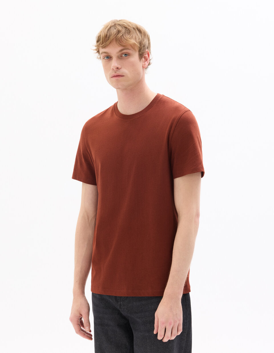 Regular-Fit Pure Cotton Crew-Neck T-Shirt - Red — view 2