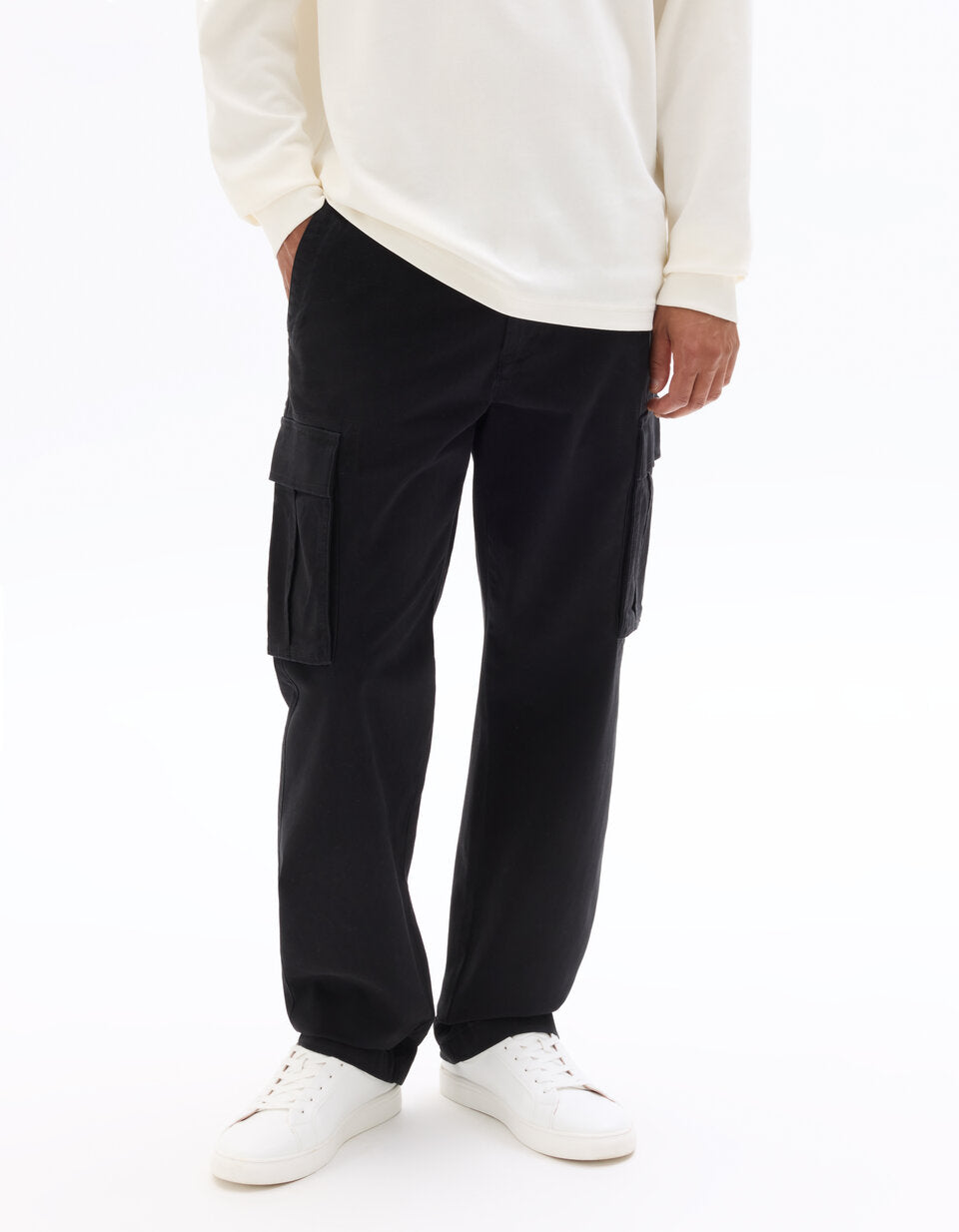 Straight-Fit Stretch Cotton Cargo Trousers - Black — view 3